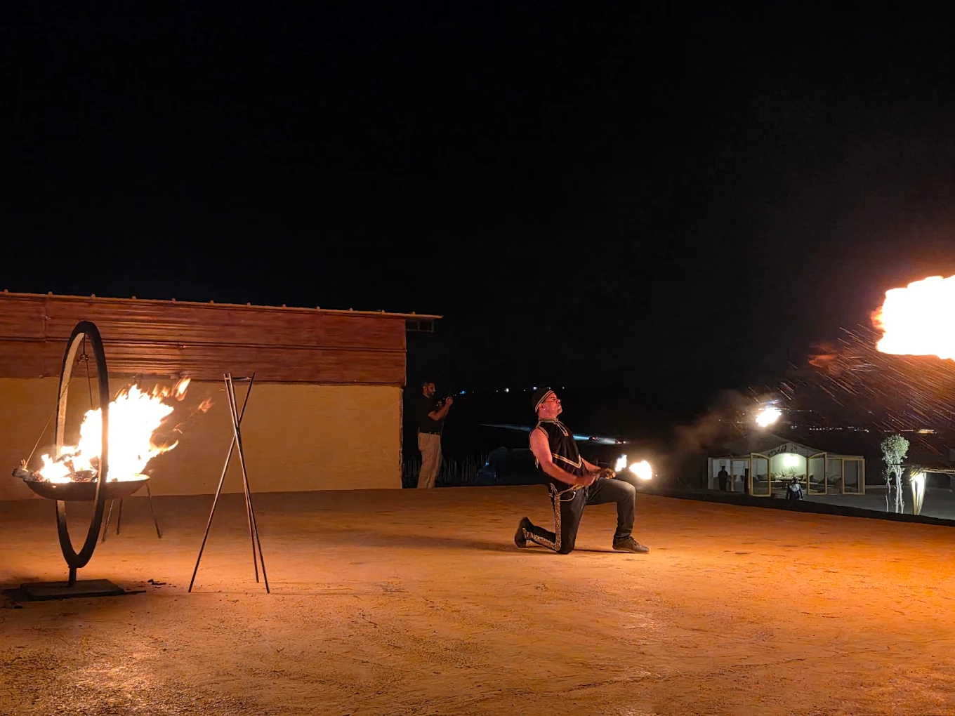 Agafay Desert Dinner And Show – A Magical Evening Under the Stars
